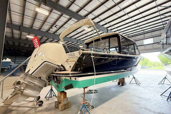 MJM 3 Yacht For Sale