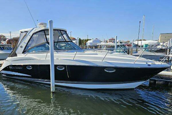 Monterey 355 Sport Yacht Yacht For Sale