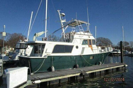 Hatteras LRC Yacht For Sale