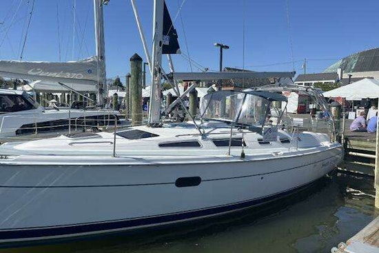Hunter 356 Yacht For Sale