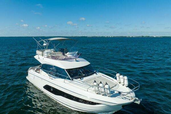 Prestige 420 Yacht For Sale