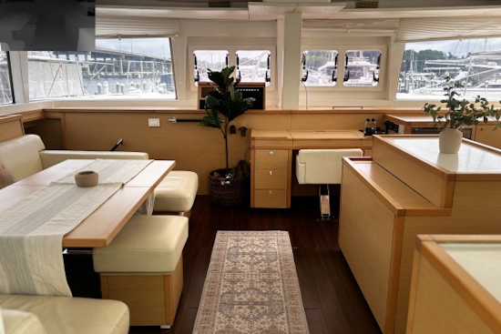 Lagoon Lagoon 560 Yacht For Sale