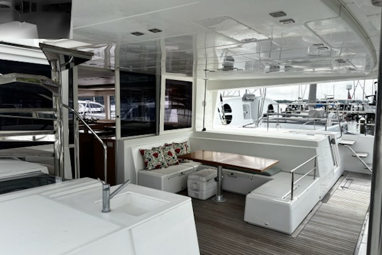 Lagoon Lagoon 560 Yacht For Sale