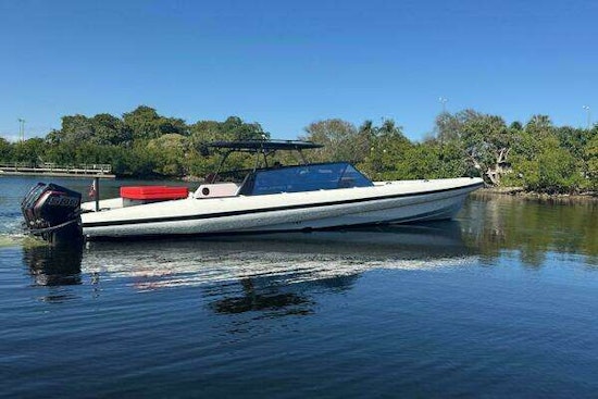 Goldfish  Yacht For Sale