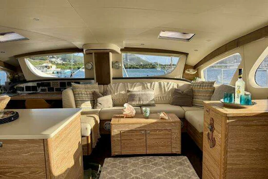 Xquisite Yachts X5 Yacht For Sale