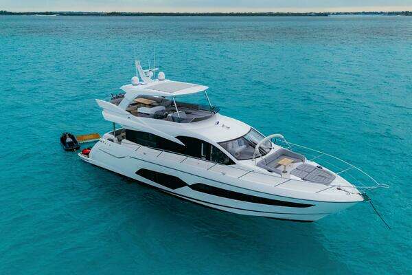 2018 Sunseeker Manhattan 66 66' Yacht For Sale | O LEGASEA