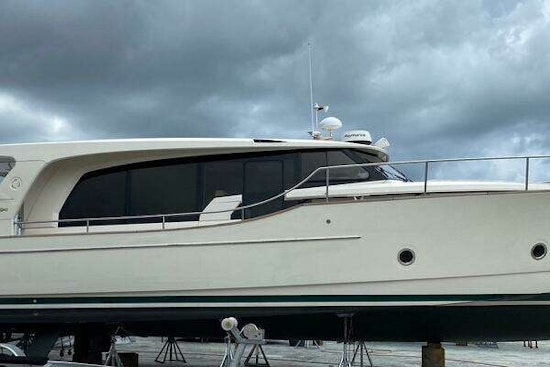 Greenline 40 Hybrid Yacht For Sale