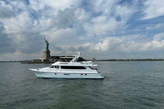 Hatteras  Yacht For Sale