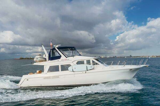 Navigator 53 Classic Yacht For Sale