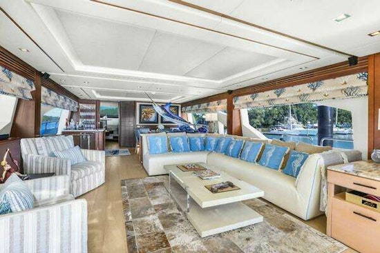 Azimut Flybridge Yacht For Sale