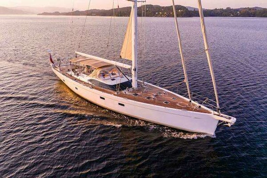 Oyster Yachts Oyster 825 Yacht For Sale