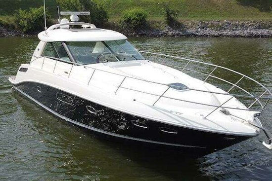 Sea Ray 450 Sundancer Yacht For Sale