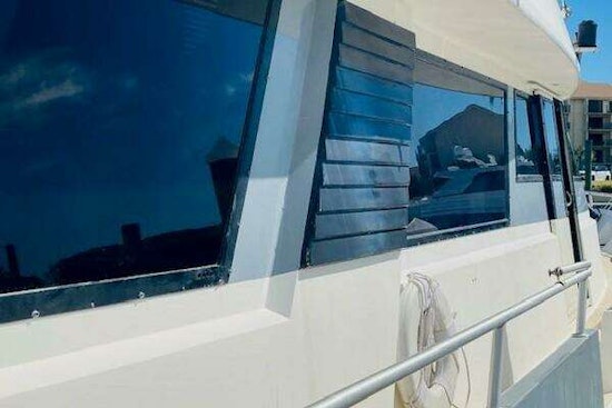 Viking 65 Motoryacht Yacht For Sale