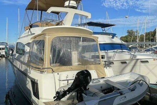 Nimbus 405 Flybridge Yacht For Sale