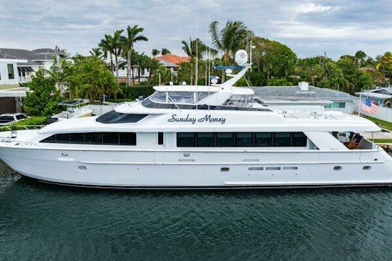 Hatteras 100 Motor Yacht Yacht For Sale