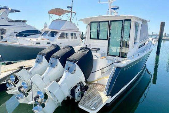 Back Cove 39O Yacht For Sale