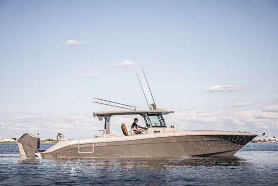 HCB 42 Lujo Yacht For Sale