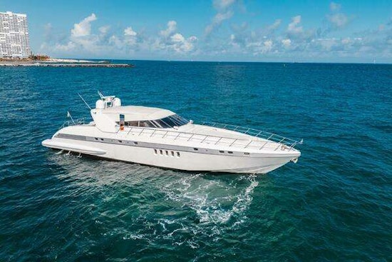Mangusta 80 Yacht For Sale