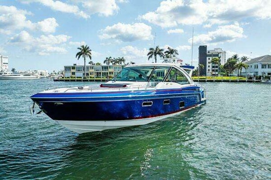 Formula 430 Super Sport Crossover Yacht For Sale