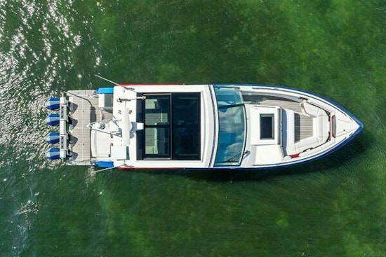 Formula 430 Super Sport Crossover Yacht For Sale