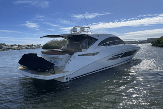Sea Ray 510 SUNDANCER Yacht For Sale