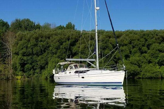 Hunter 45DS Yacht For Sale