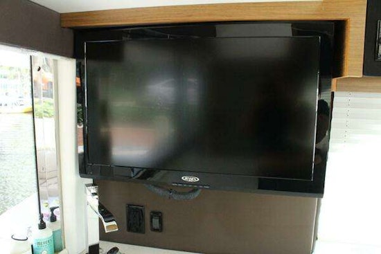 Cruisers Yachts 45 Cantius Yacht For Sale
