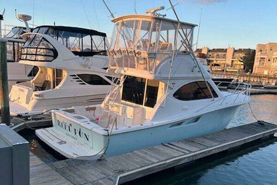 Tiara Yachts 3900 Convertible Yacht For Sale
