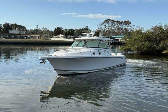 Pursuit  Yacht For Sale
