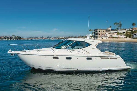 Tiara Yachts 3500 Sovran Yacht For Sale