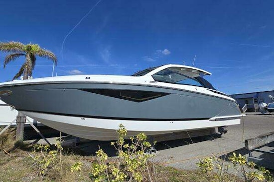 Cobalt A36 BR Yacht For Sale
