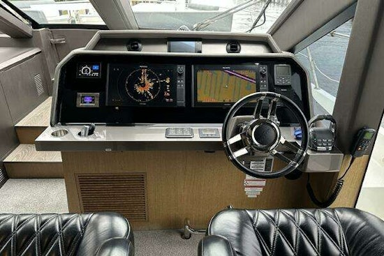 Galeon 650 Sky Yacht For Sale
