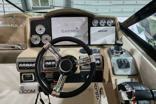 Formula 350 CBR Yacht For Sale