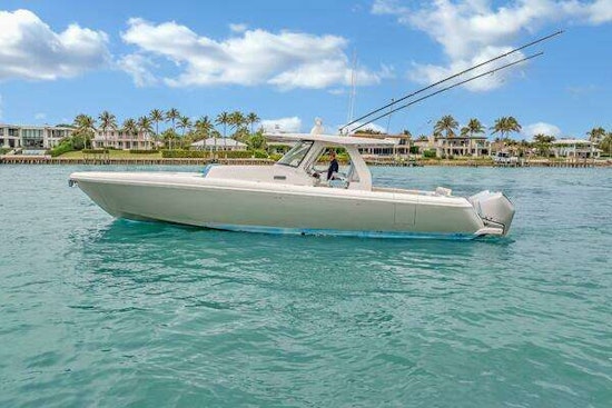 Intrepid Panacea 407 Yacht For Sale