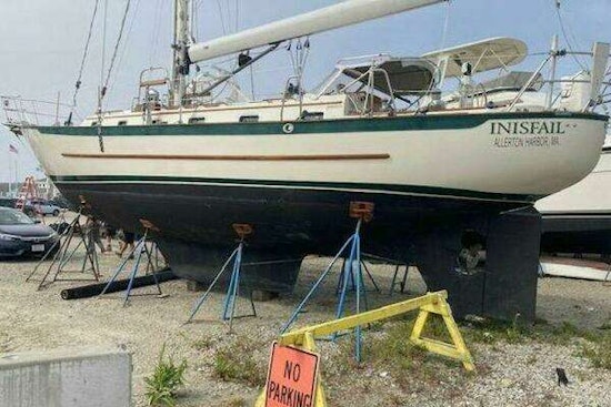 Pacific Seacraft 40 Yacht For Sale