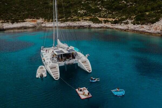 Lagoon  Yacht For Sale