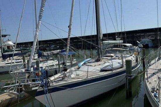 Hallberg-Rassy 53 Yacht For Sale