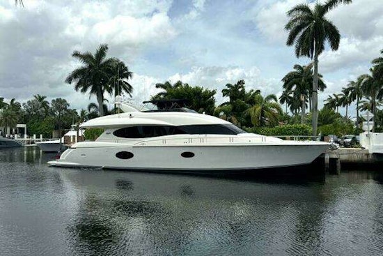 Lazzara Yachts  Yacht For Sale