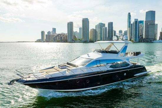 Azimut 66 Flybridge Yacht For Sale
