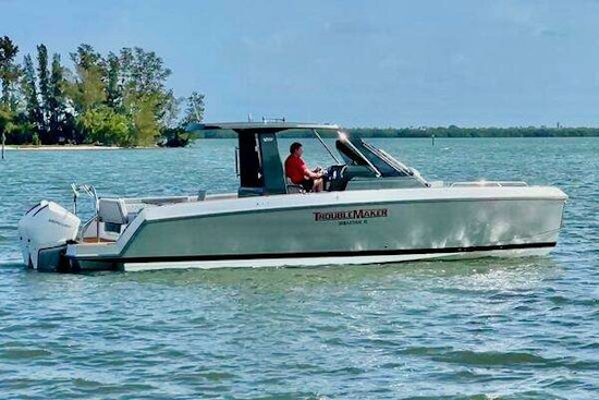 Schaefer V33 Yacht For Sale