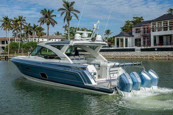 Formula 430 All Sport Crossover Yacht For Sale