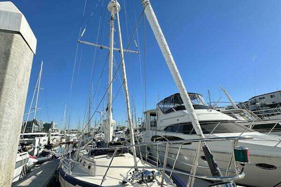 Pacific Seacraft 40 Voyager Yacht For Sale