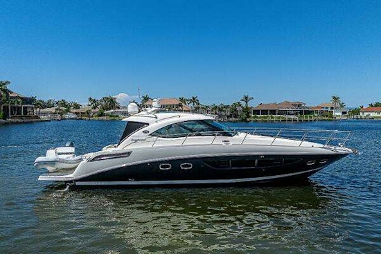 Sea Ray 470 Sundancer Yacht For Sale