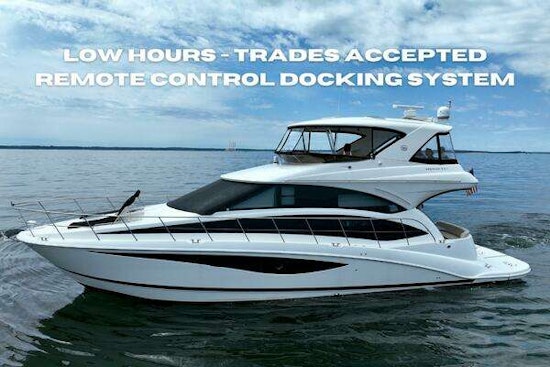 Meridian 541 Sedan Bridge Yacht For Sale