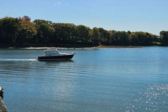 Back Cove 33 Yacht For Sale