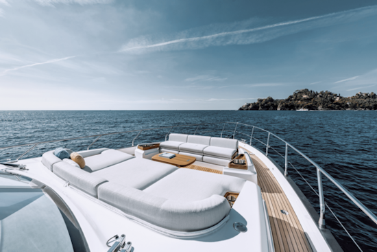 Azimut 68 FLY Yacht For Sale