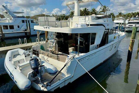 Beneteau Swift Trawler 47 Yacht For Sale
