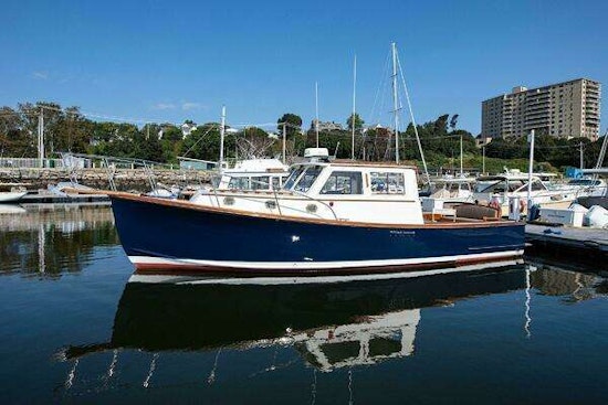 Wilbur 34 Yacht For Sale
