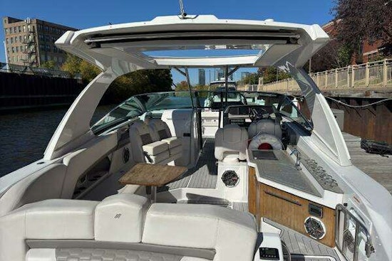Four Winns  Yacht For Sale