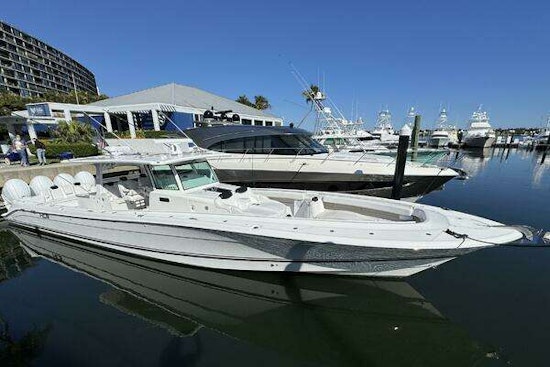 HCB Suenos Yacht For Sale